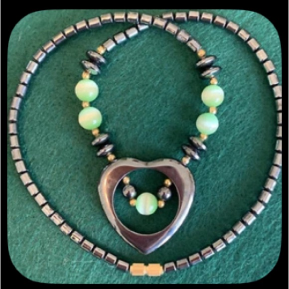 Open Heart Green Aventurine Stone Hematite Necklace